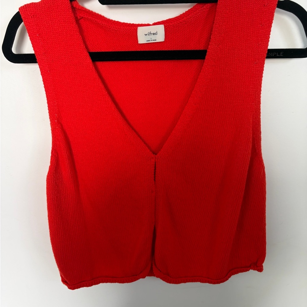 Aritzia Wilfred Scarlet Sleeveless Top